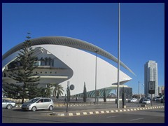 City of Arts and Sciences 001 - El Palau de les Arts Reina Sofía, a huge opera house that looks like an eye in an extremely impressive shape, it opened in 2005, is 80m tall and 230m long.